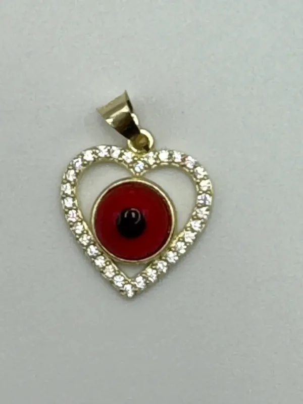 Dije de corazón ojo rojo