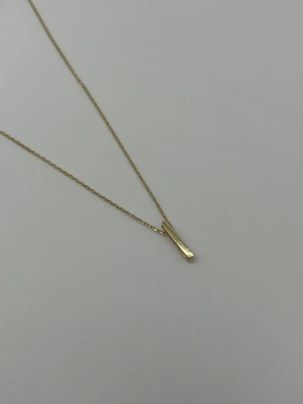 Cadena de letra I