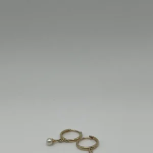 Argollas con colgante de perla