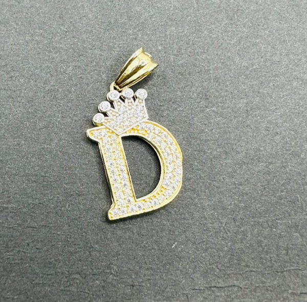 D crown pendant (Dije letra D corona