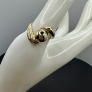 Ball ring (Anillo de bola  )   64