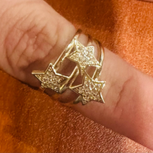 Three-star ring (Anillo de tres estrellas 157
