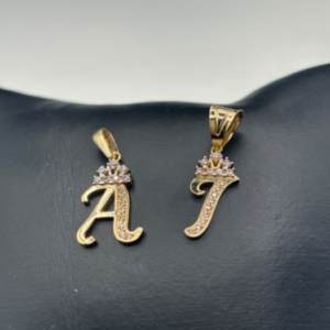 Letter charms (Dijes de letras )