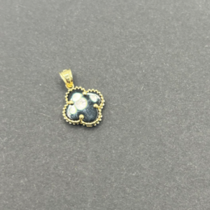 Black clover pendant (Dije clover negro