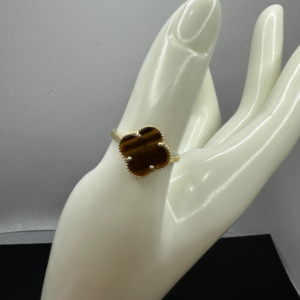 Clover wood ring (Anillo clover madera) 2