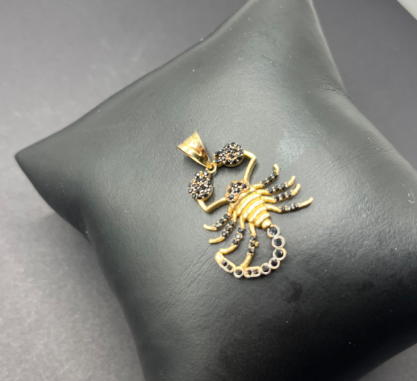 Scorpion pendant (Dije de escorpión