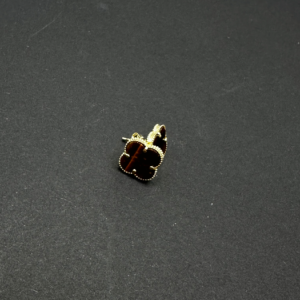 Wood-colored clover earrings (Aretes clover color madera)   1131