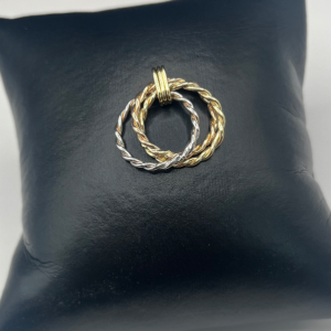 I said 3 in one (Dije 3 en uno