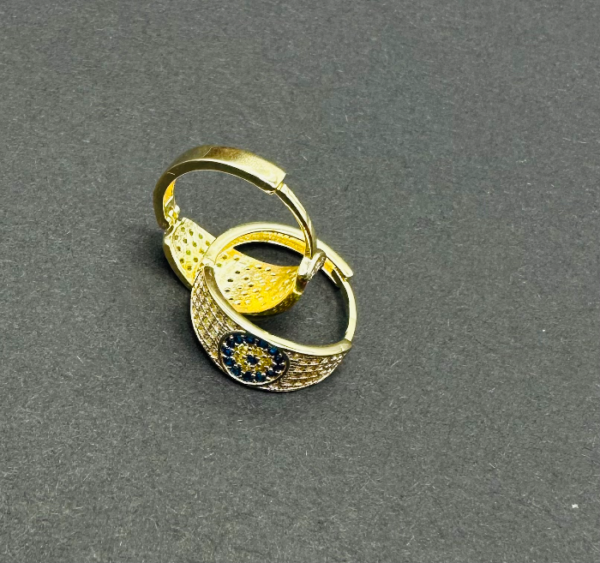 Eyelet rings (Argollas de ojito