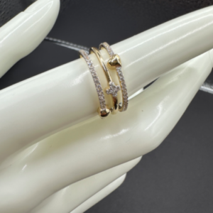 Ring with zircons and heart (Anillo con circonias y corazón 227