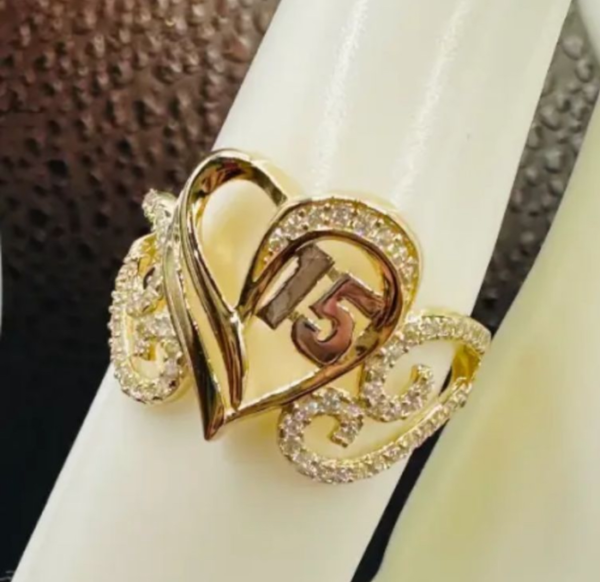 Ring 15 (Anillo de 15)   162
