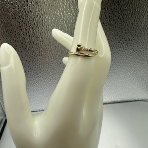 Nail Ring (Anillo Clavo  12