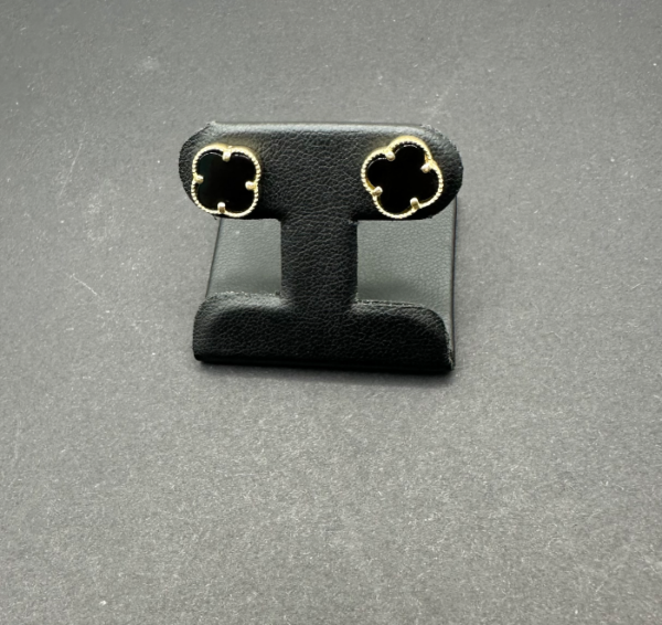 Aretes Clover grandes negro