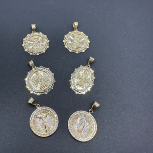 Medium Saints Pendant (Dije de santos medianos