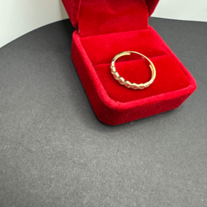 Simple ring   (Anillo sencillo)  36