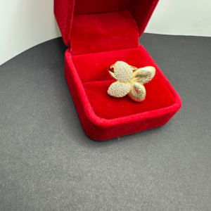 4-petal ring (Anillo de 4 pétalos