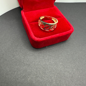 Design ring 178