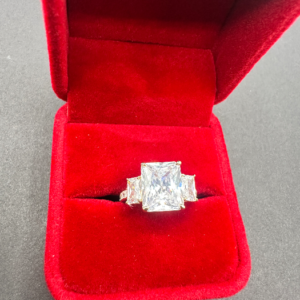 Large white stone ring (Anillo piedra grande blanca 262