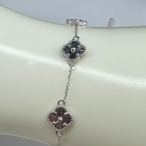 5 silver flowers (Manilla de 5 flores plateada )   706