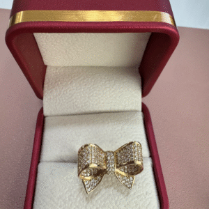 Ribbon ring with light stones (Anillo del lazo con piedras de luz)   69